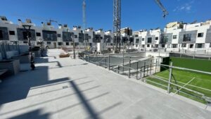 Avance de obras Residencial Suertes de la villa Junio 2021 zona padel